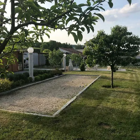 Des Sablons Apartment